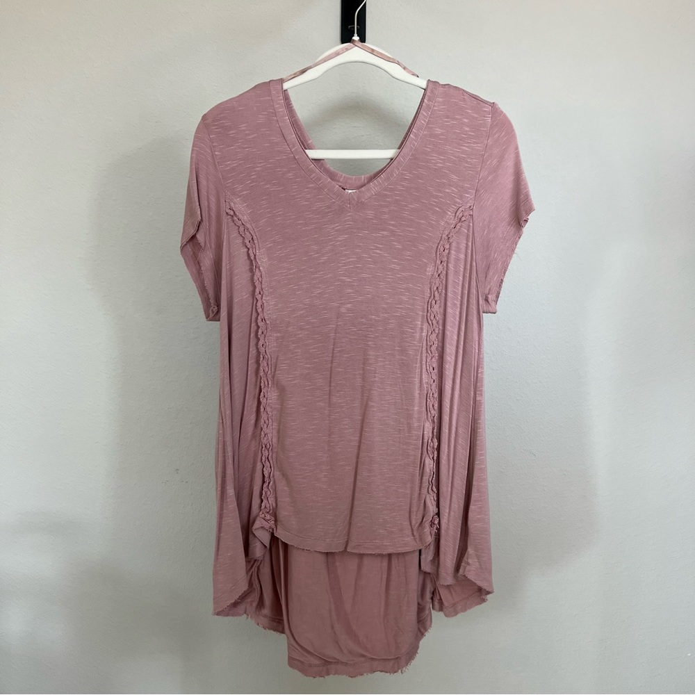 Knox rose large women’s lace up back top with lace inset  (171)
